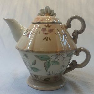 Tracy Porter hand painted teapot and mug set.